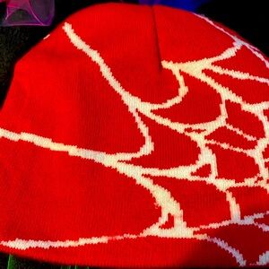 Sp5der beanie